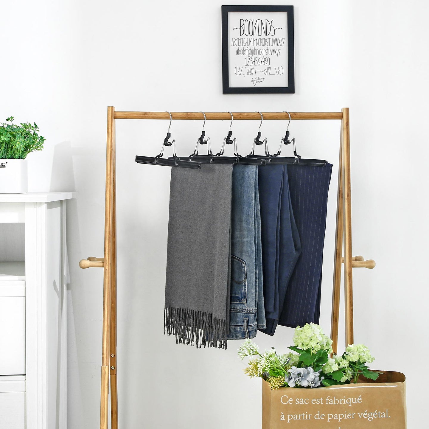 Skirt Hangers - Metal - Black - 360 Degree Swivel Hook