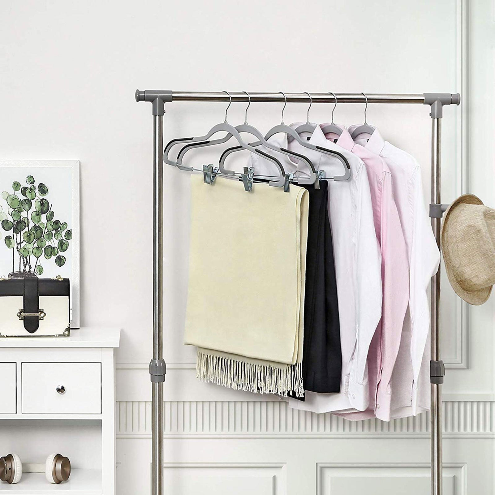 Trousers Hangers - Premium Quality Plastic - Grey - Non-slip Clips