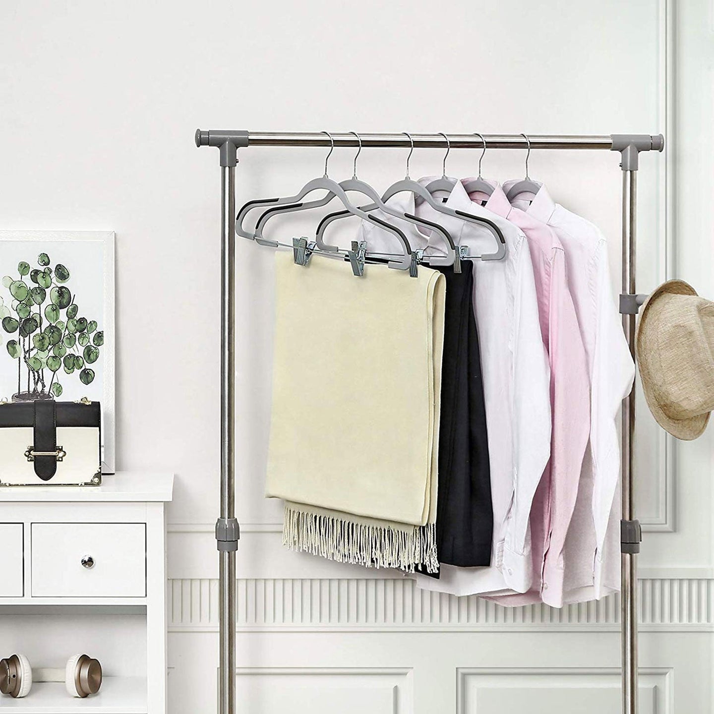 Trousers Hangers - Premium Quality Plastic - Grey - Non-slip Clips
