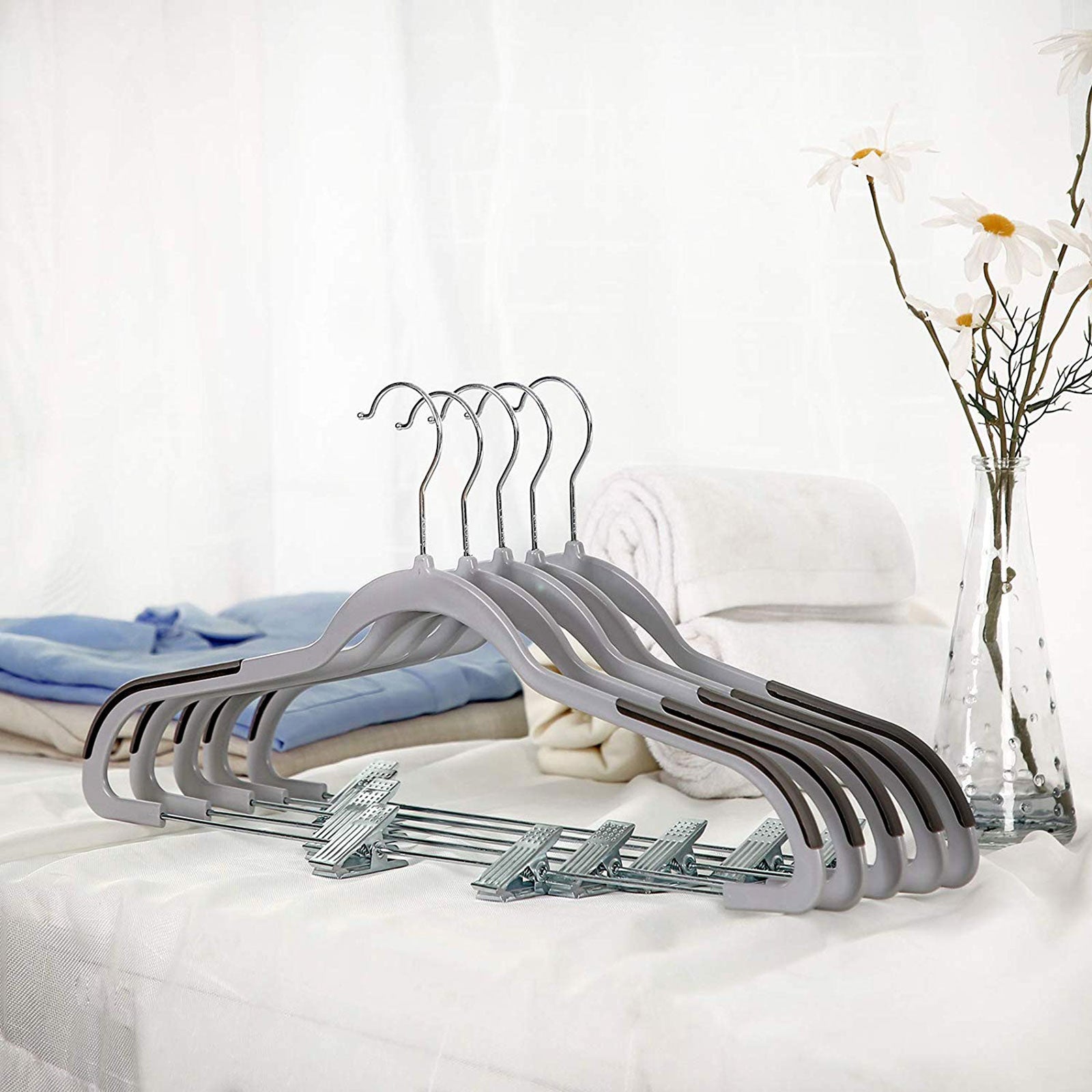 Trousers Hangers - Premium Quality Plastic - Grey - Non-slip Clips
