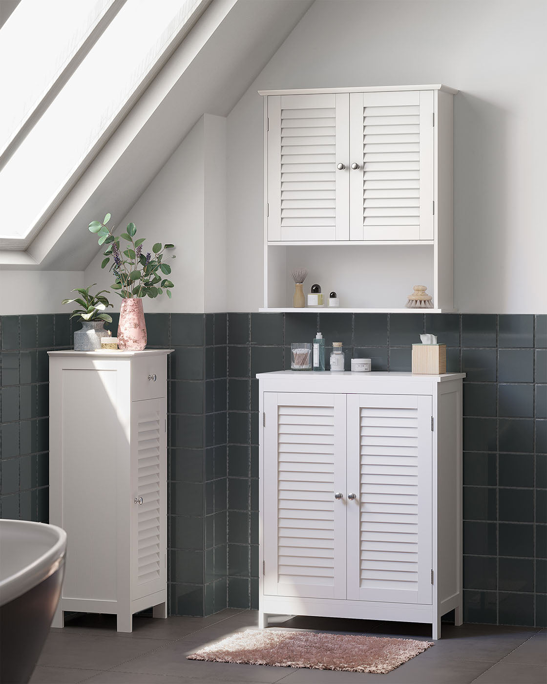 Hanging Bathroom Storage Cabinet - White - Wooden