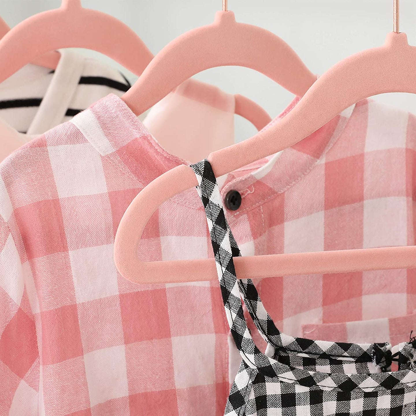 Baby Hangers - Velvet - Light Pink - Pack of 50 with Rose Gold Hooks