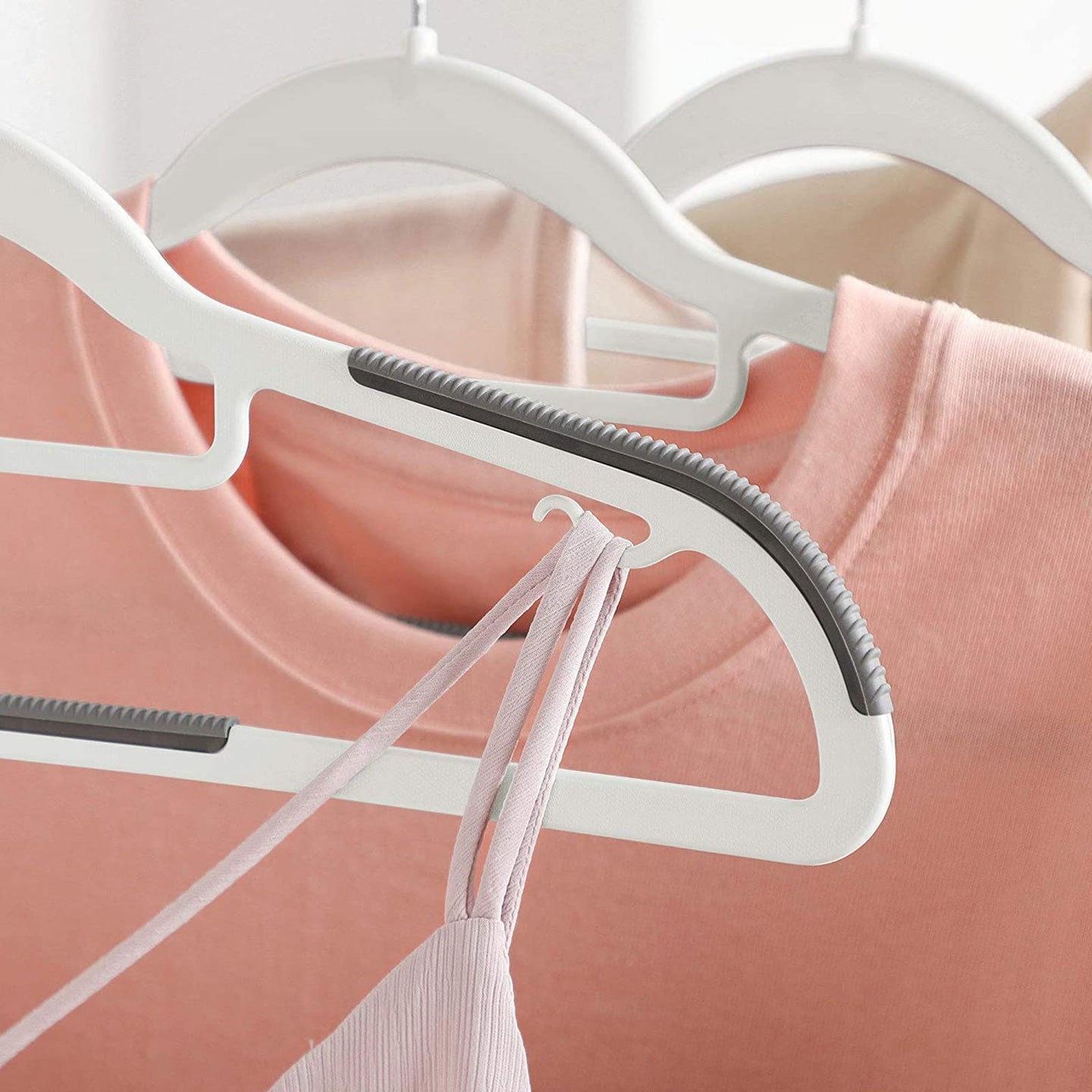 Pack of 50 Heavy Duty Plastic Coat Hangers - White and Dark Grey - Non-Slip Design with 360° Swivel Hook