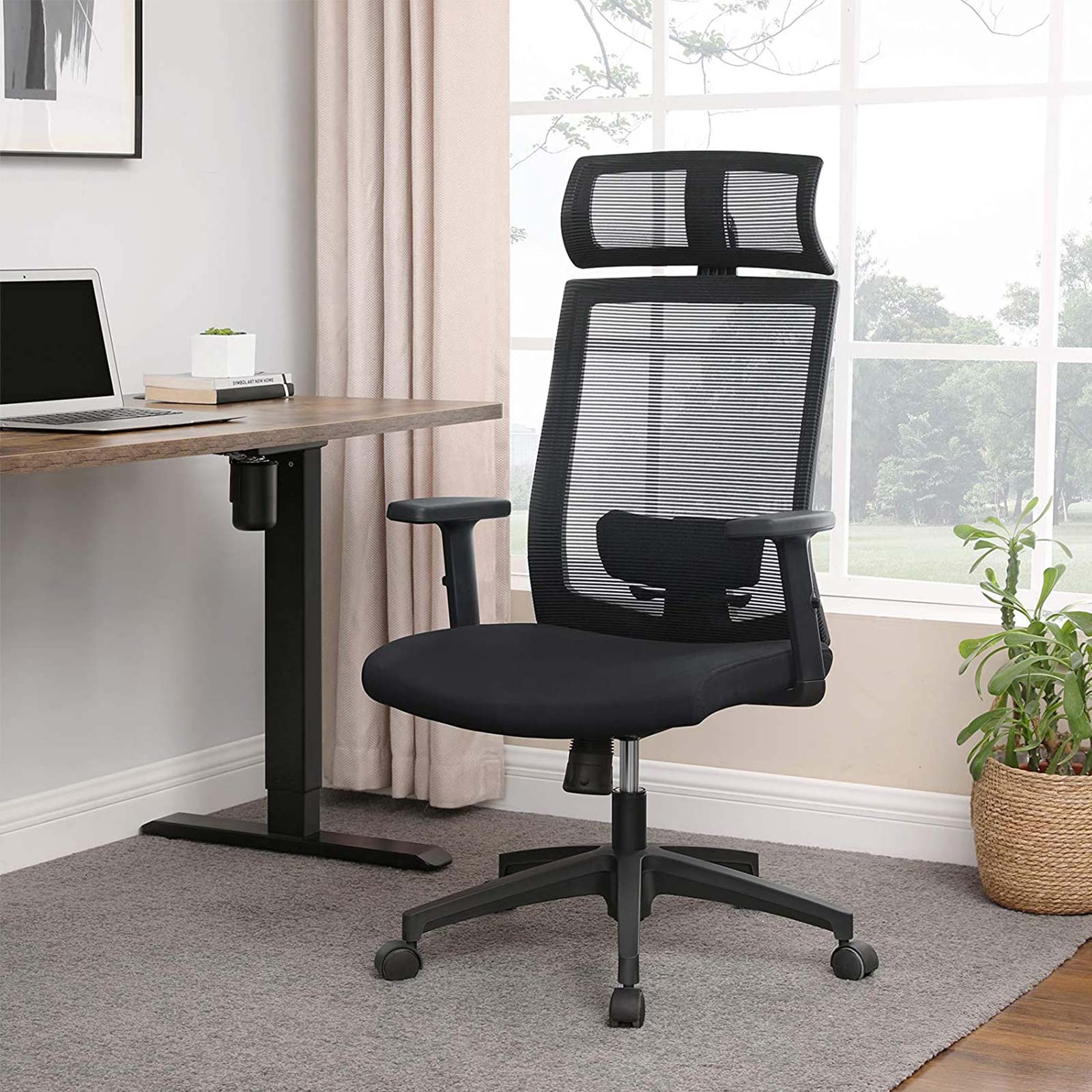 Mesh Office Chair - Mesh Fabric - Black - Ergonomic with Adjustable Lumbar Support and Headrest