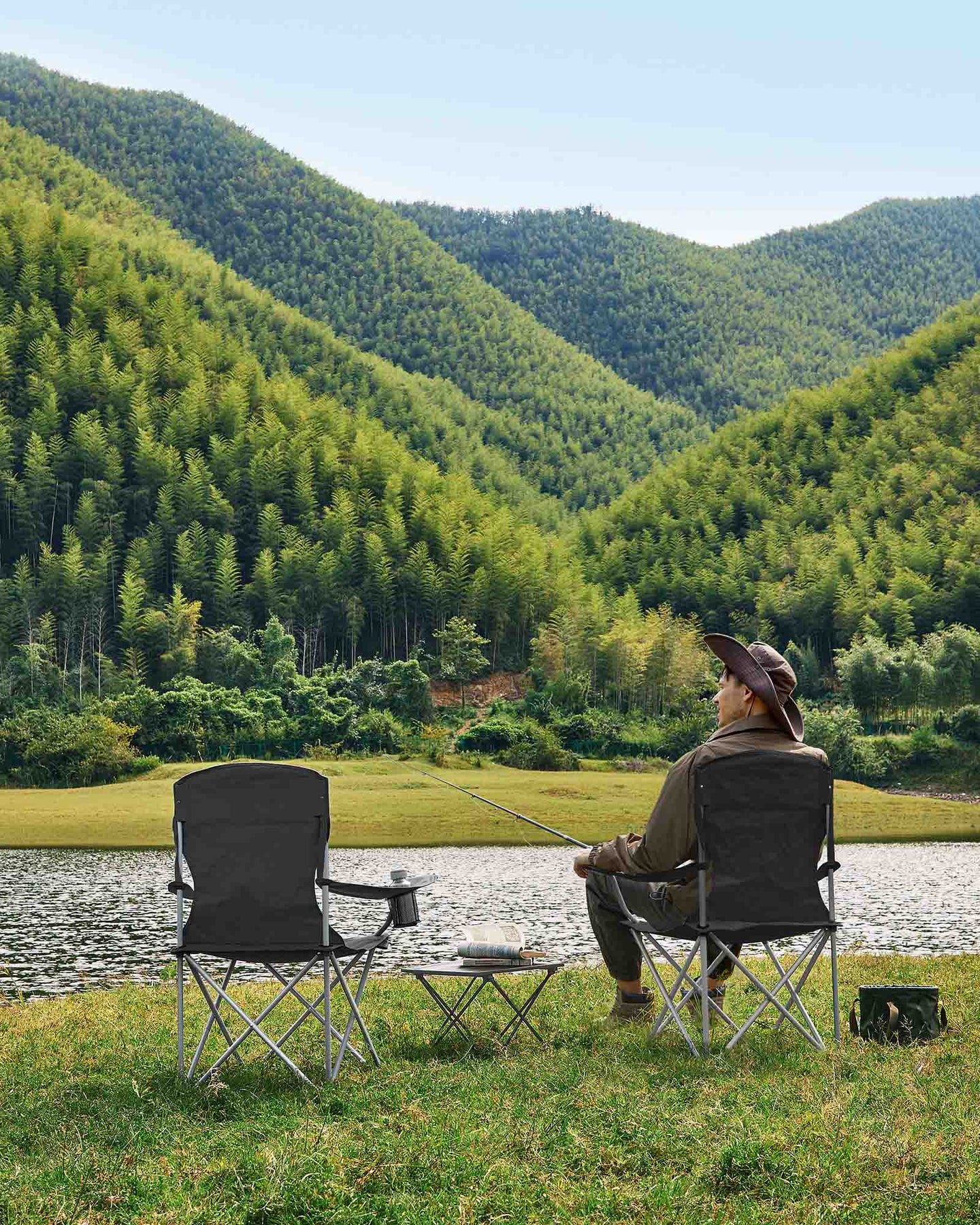 Set of 2 Folding Camping Chairs - Black - Sturdy Frame