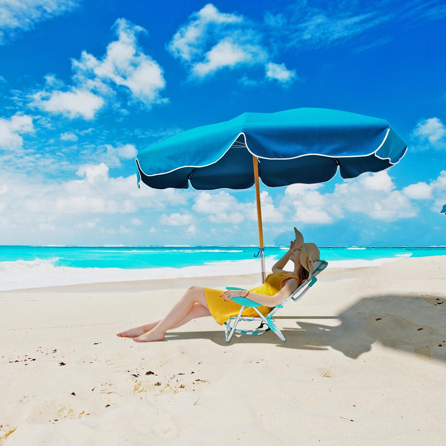 Portable Beach Chair - Aluminium - Blue and White Stripes - Foldable and Reclining with Headrest