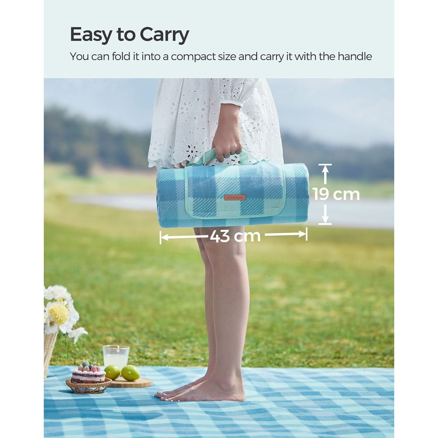 Picnic Blanket - Waterproof Fabric - Green and Blue - Portable and Foldable with 4 Blow-Away Prevention Pegs