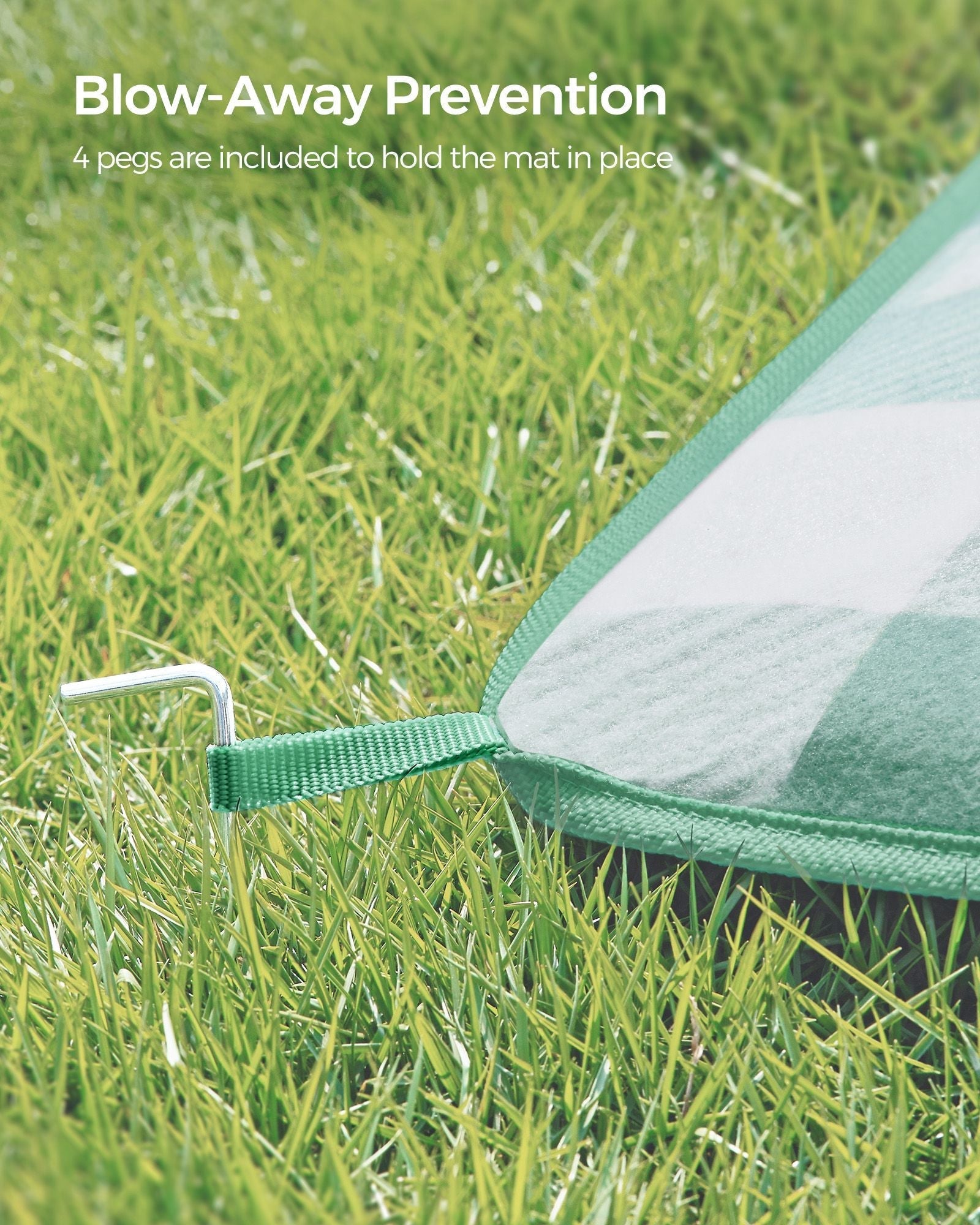 Picnic Blanket - Waterproof Fabric - Green and White - Large 200 x 200 cm with Blow-Away Prevention Pegs