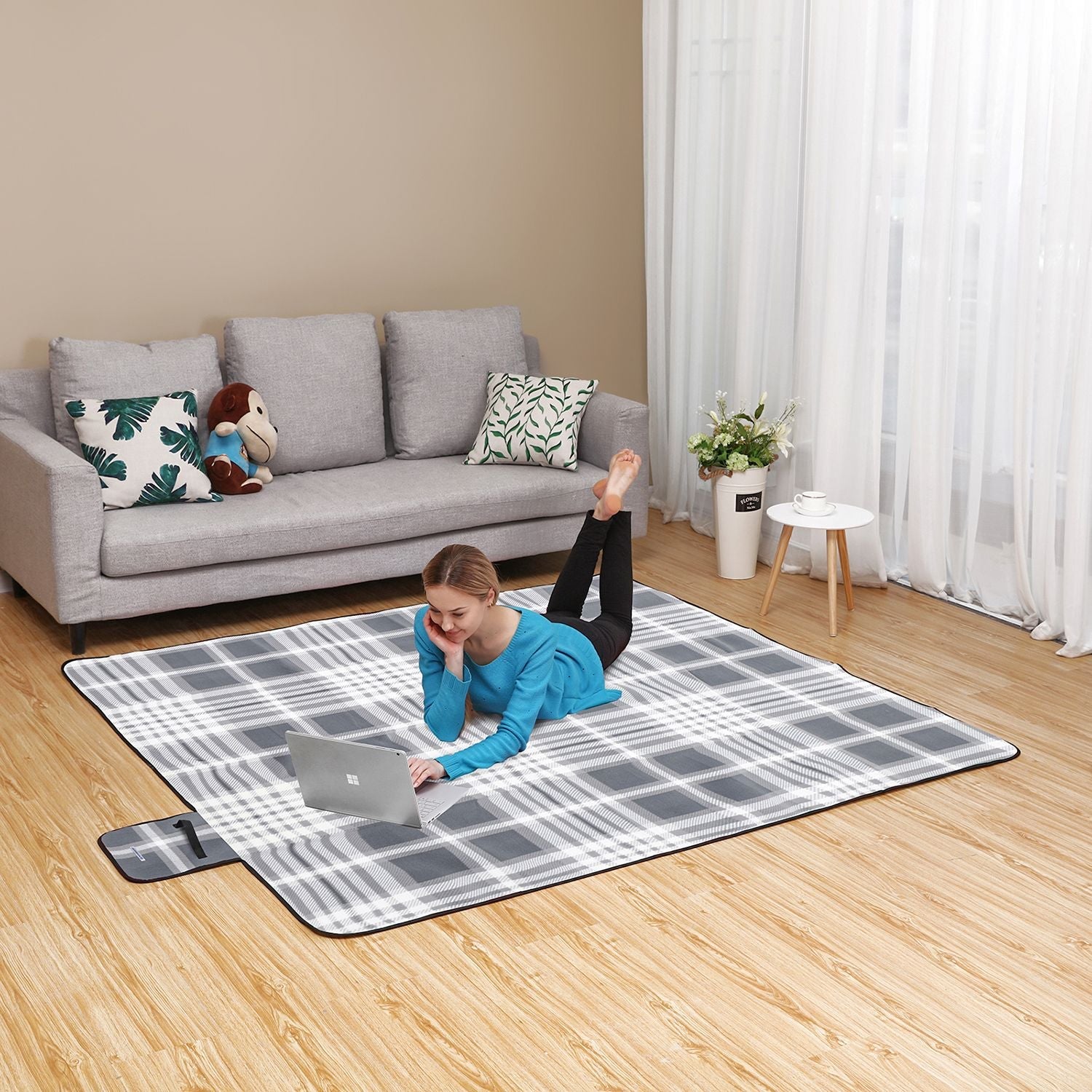 Picnic Blanket - Fabric - Grey and White - Large Waterproof Outdoor Mat