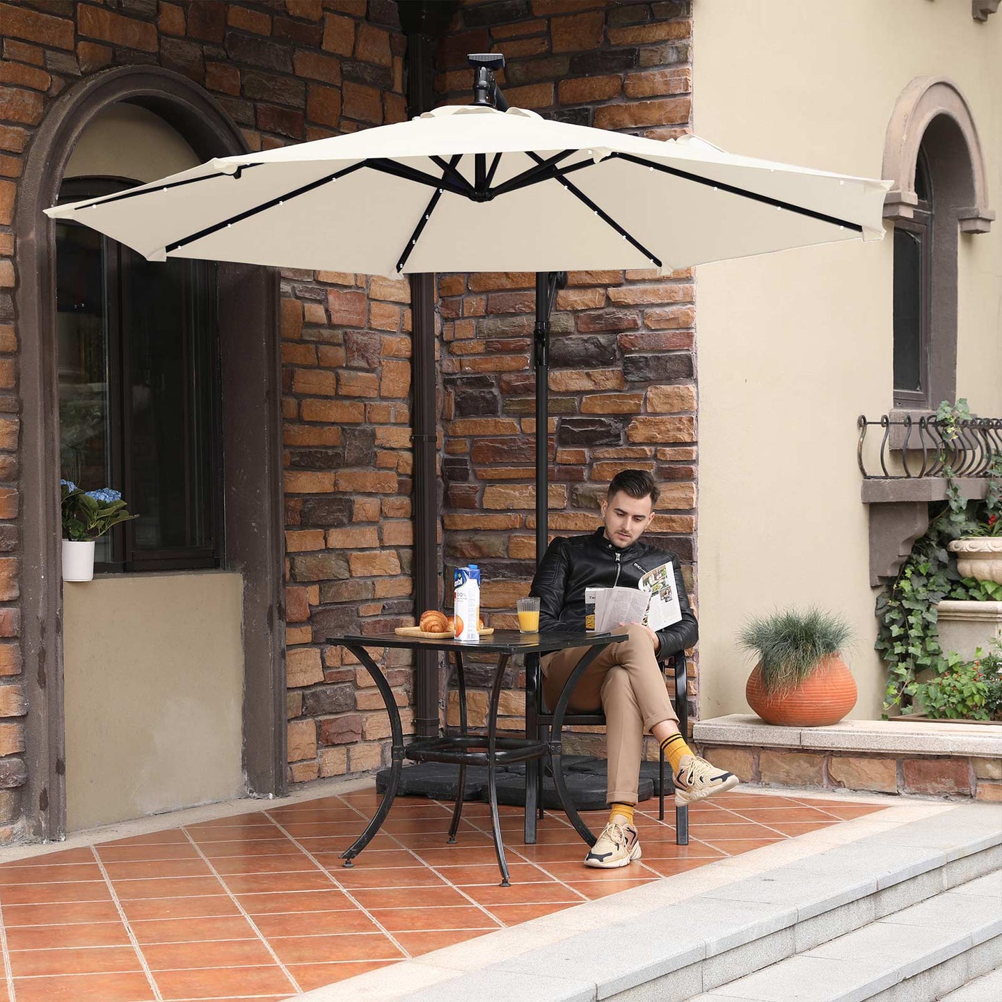 Cantilever Garden Patio Parasol - Fabric - Beige - Solar-Powered LED Lights