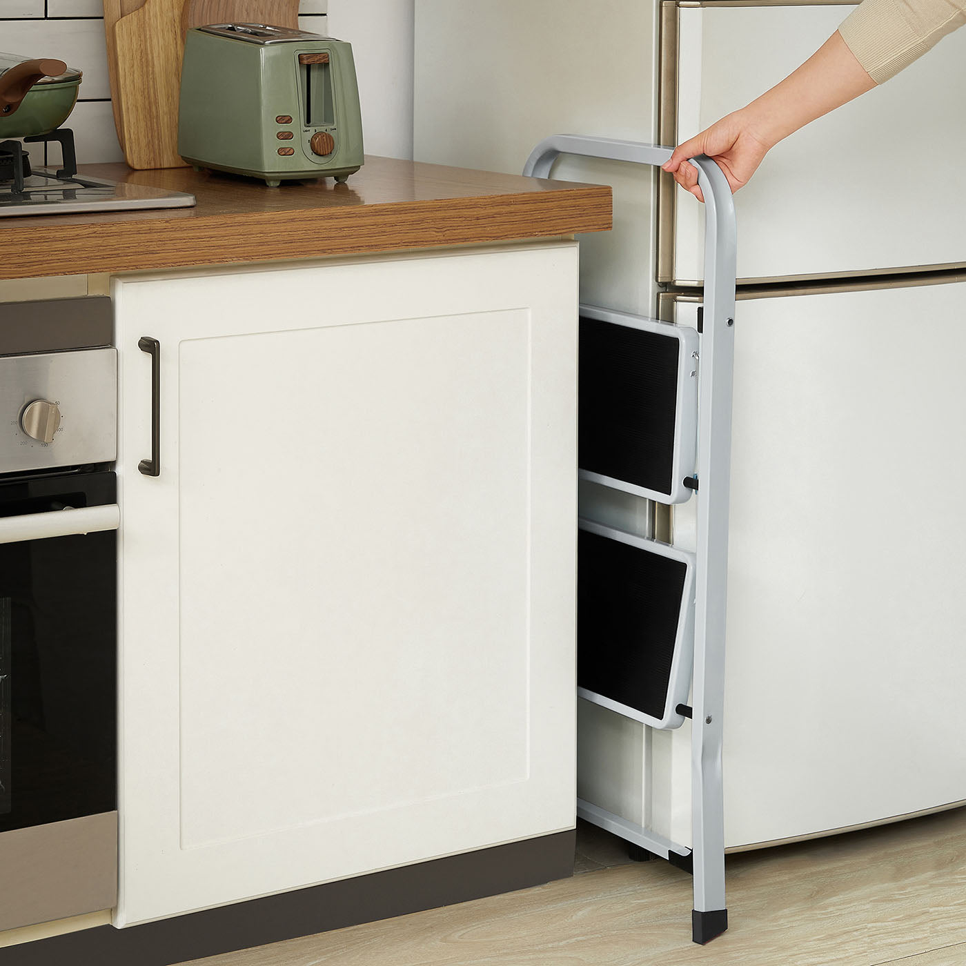 Portable 2 Step Ladder - Steel - White