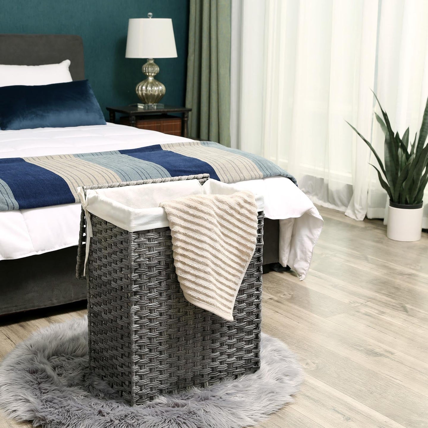 Laundry Basket - Synthetic Rattan - Gray - 90L Capacity with Lid and Removable Liner