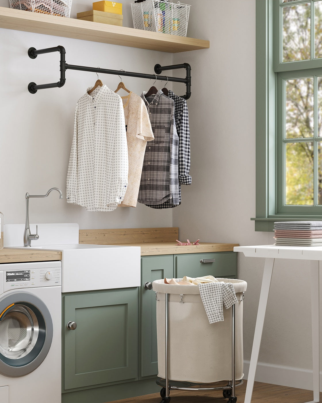 Wall-Mounted Clothes Rack - Metal - Black - Industrial Pipe Design