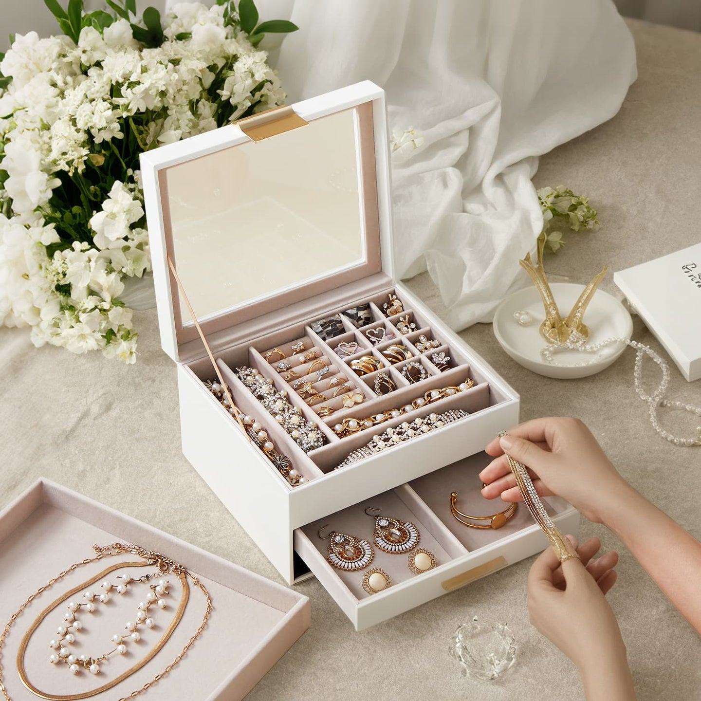 Jewellery Box - 3-Layer with 2 Drawers - Glass - Cloud White and Gold