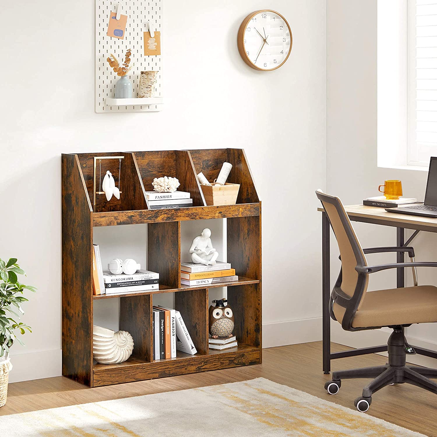 Wooden Bookcase - Rustic Brown - 5 Cubbyholes and 3 Book Organisers