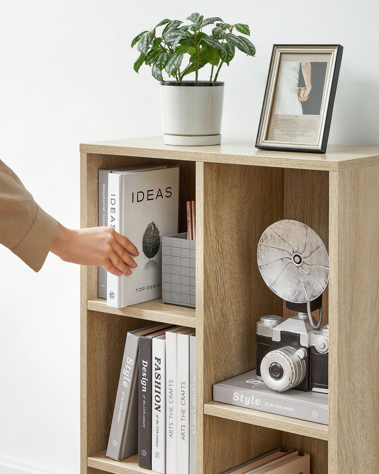Wooden Bookcase - 5-Cube Design - Oak - Floor Standing Bookshelf