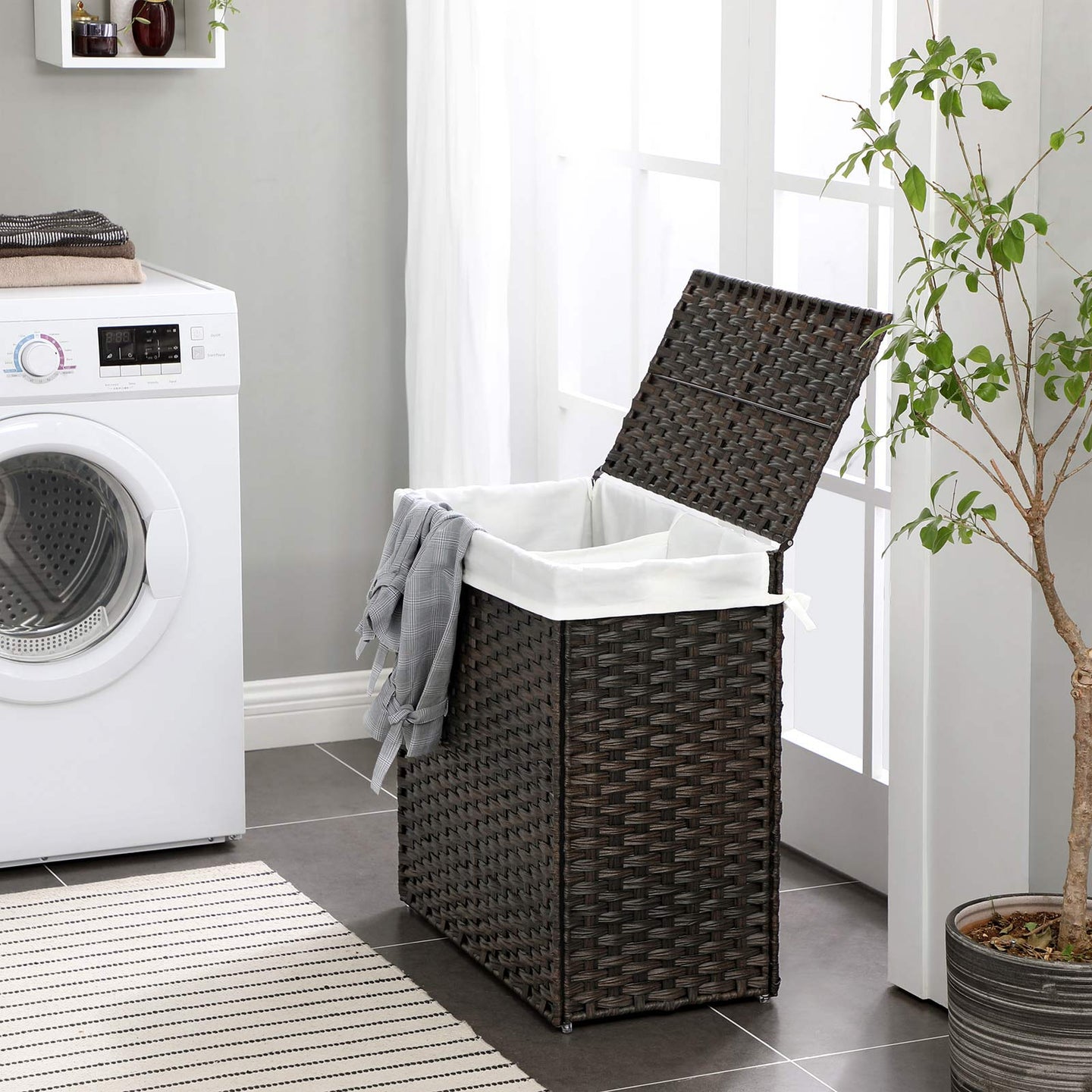Handwoven Clothes Hamper - Synthetic Rattan - Brown - 90L Capacity with Lid and Handles