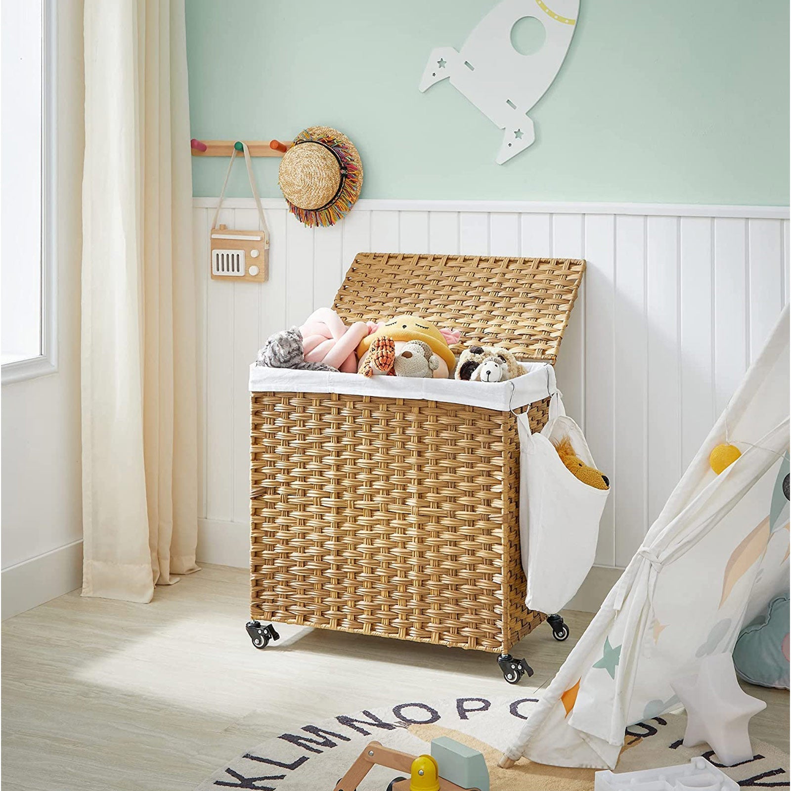 Laundry Hamper - Rattan-Style - Natural - 3 Compartments with Removable Liner