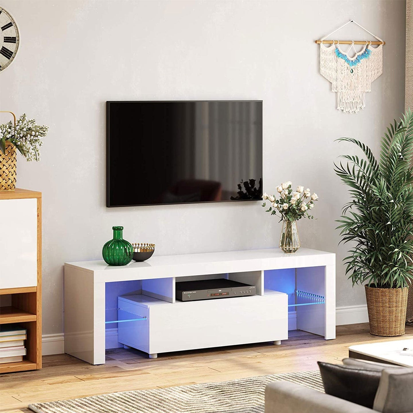 TV Stand - MDF - Glossy White - LED Lighting
