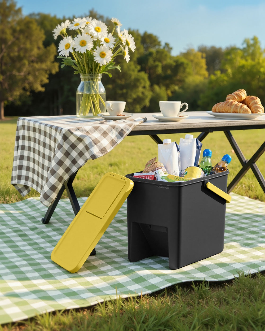 Set of 3 Stackable Trash Bins - PP - Yellow