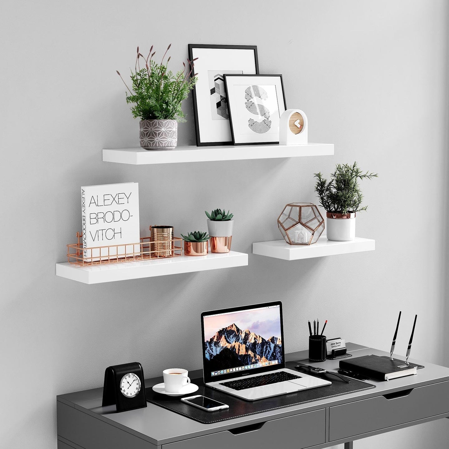 Wall Mounted Bookshelf - MDF - Rustic Brown - 60 cm Floating Shelf for Display and Storage