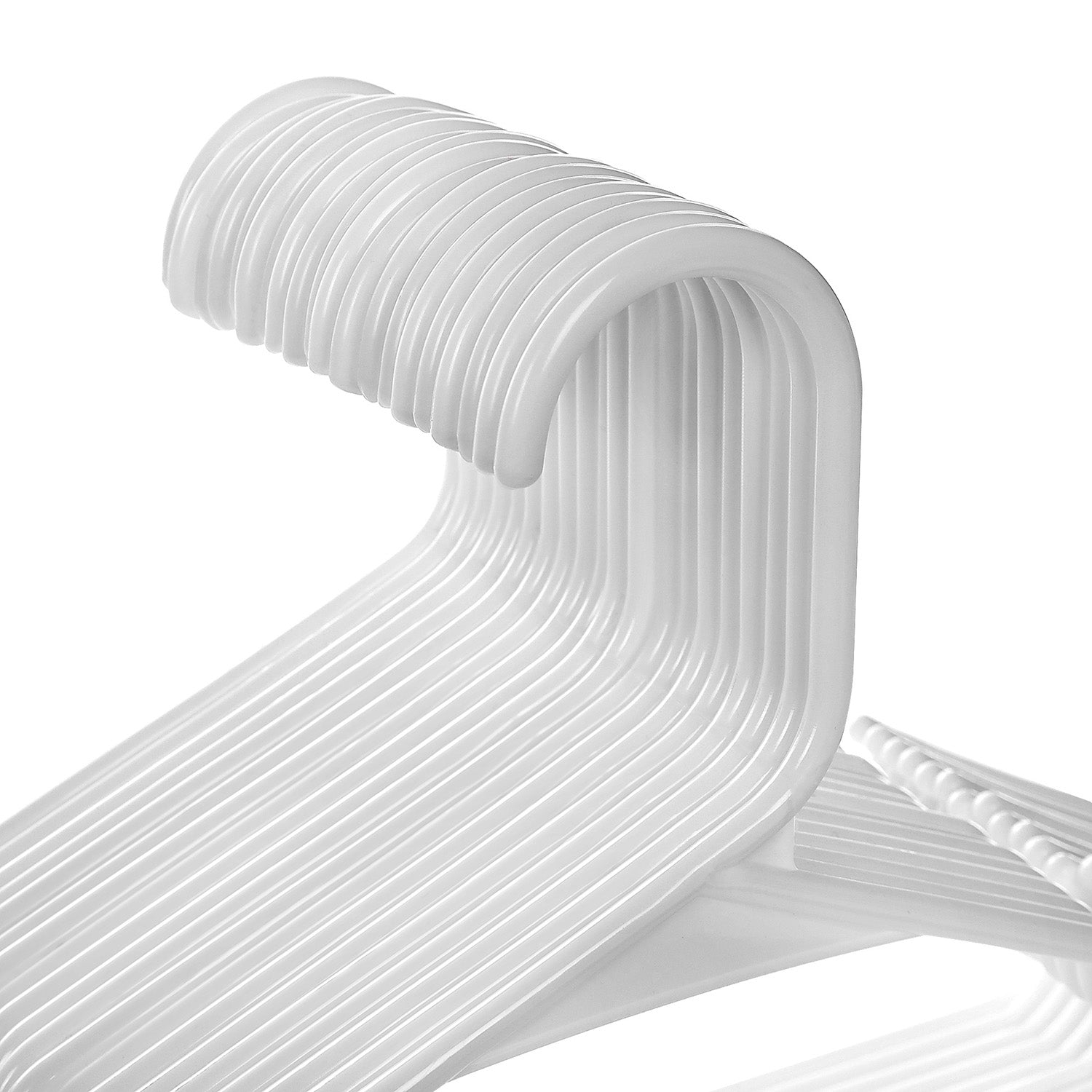 Plastic Clothes Hangers - 50 Pack - Plastic - White - Space Saving