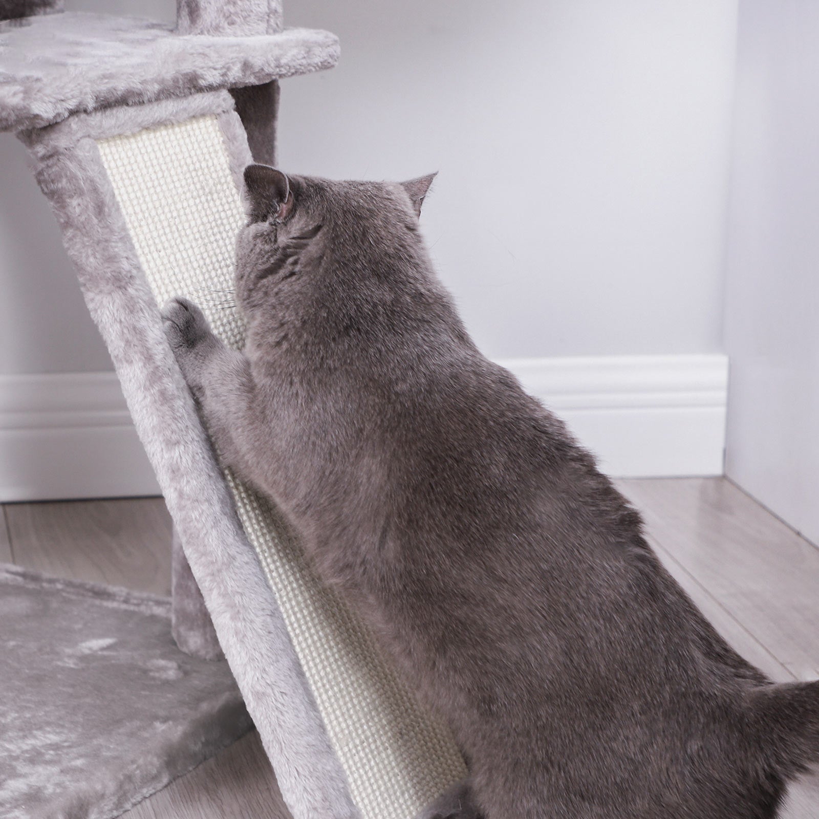 Cat Tree - XXL Design 168 cm - Wood - Light Grey