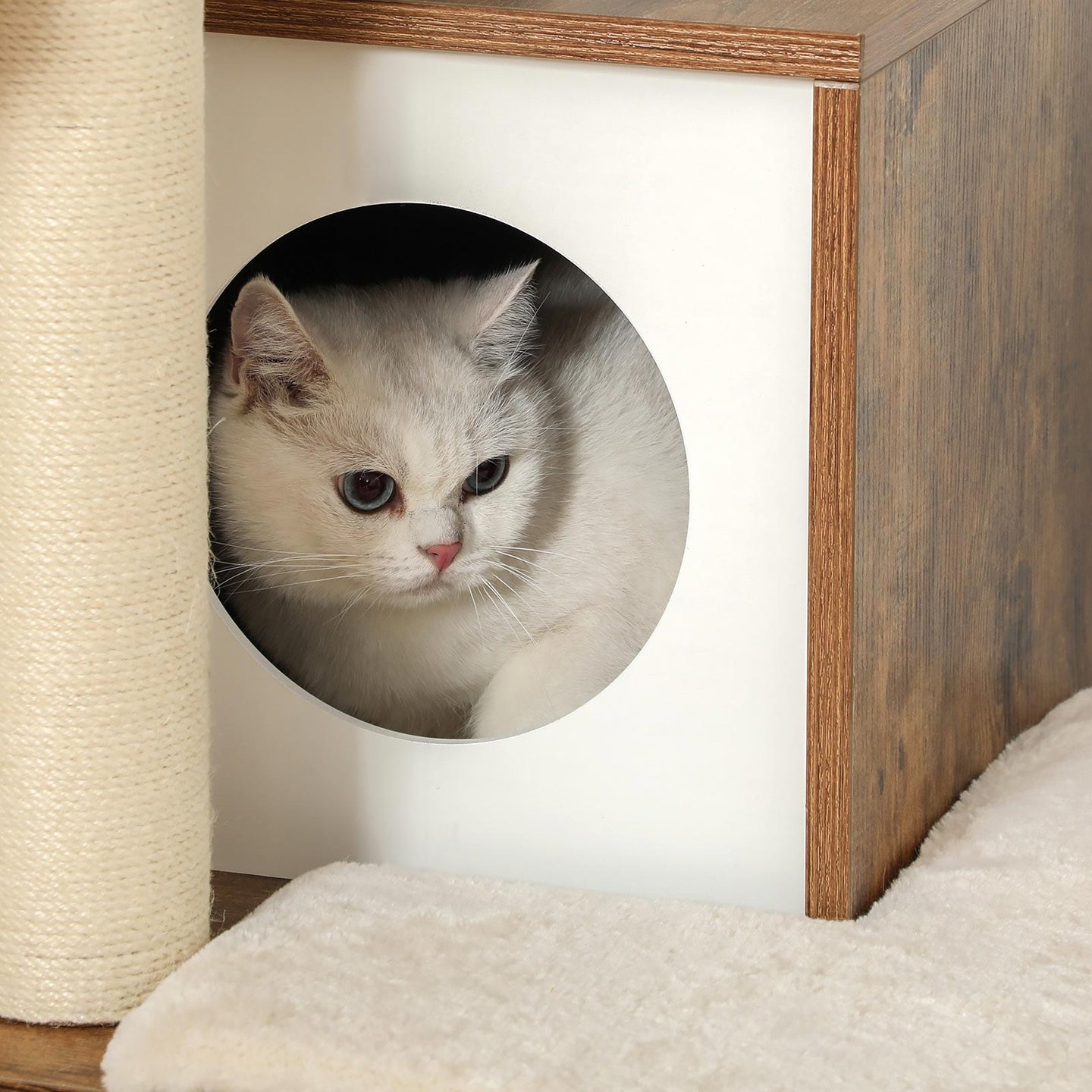 Cat Tree - 96 cm Tall - Plywood - Walnut Color - Engaging Play Areas