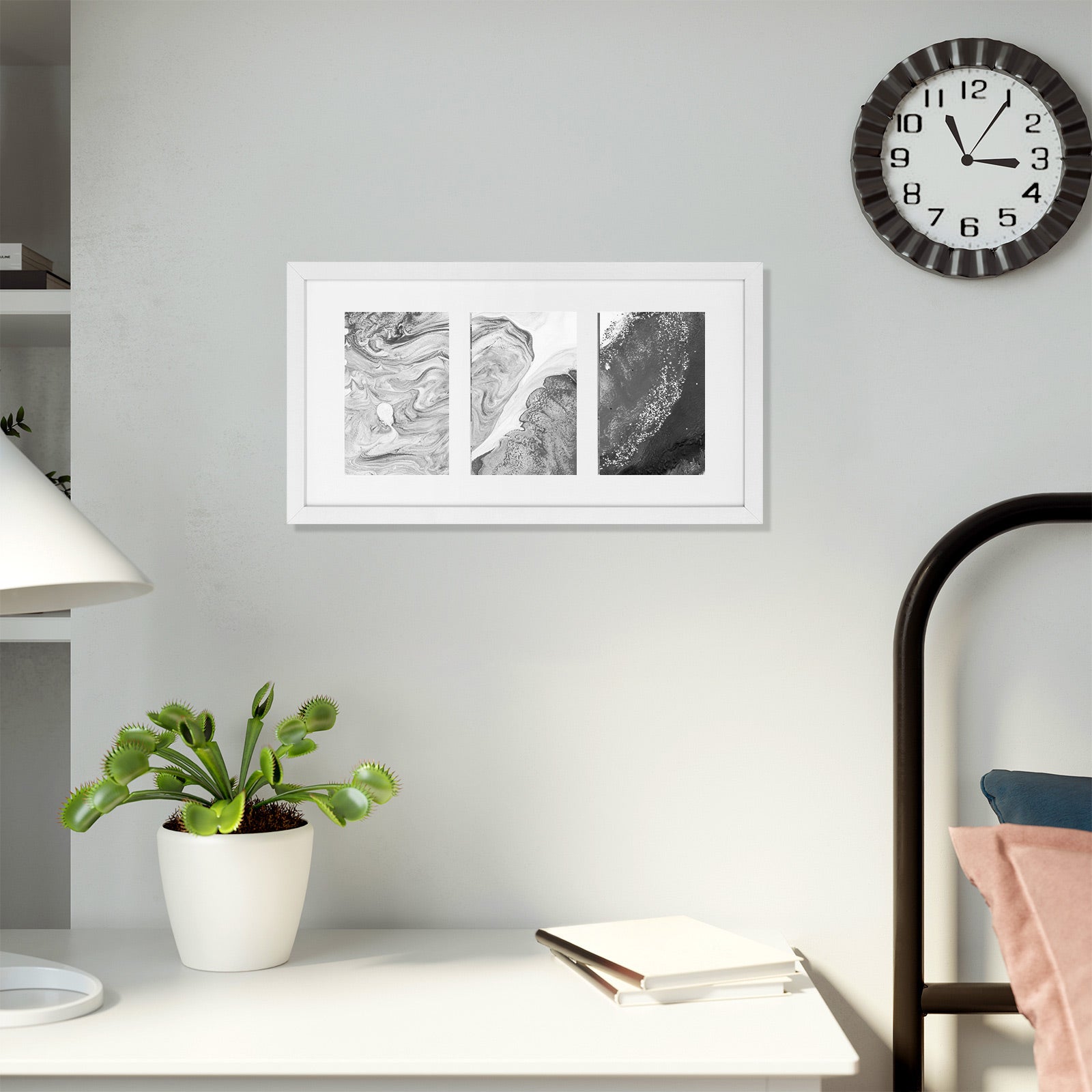 Triple Picture Frame - MDF with Glass Front - White - Wall Mounted or Table Top Display for Three 10 x 15 cm Photos