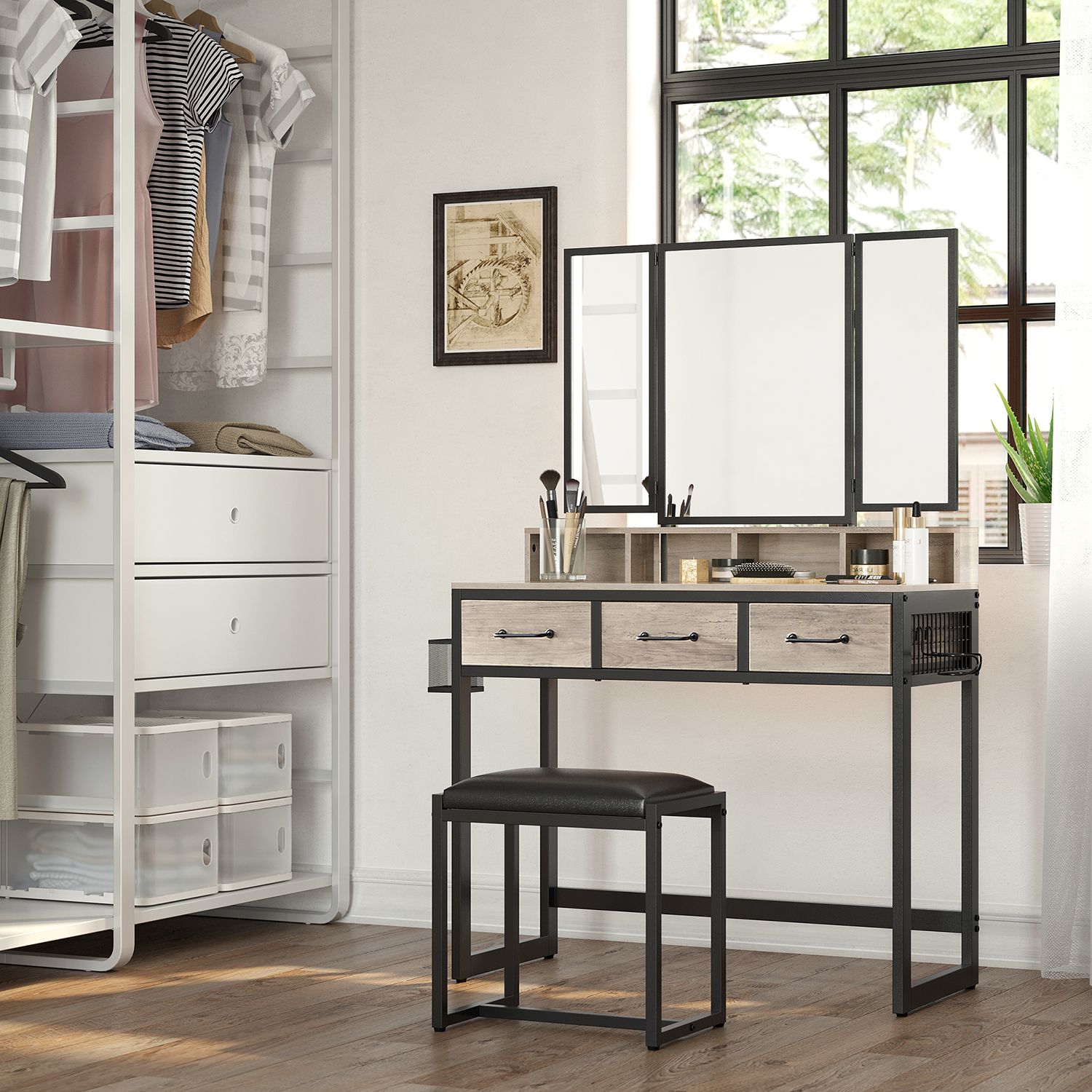 Dressing Table - Wood - Tri-Fold Mirror