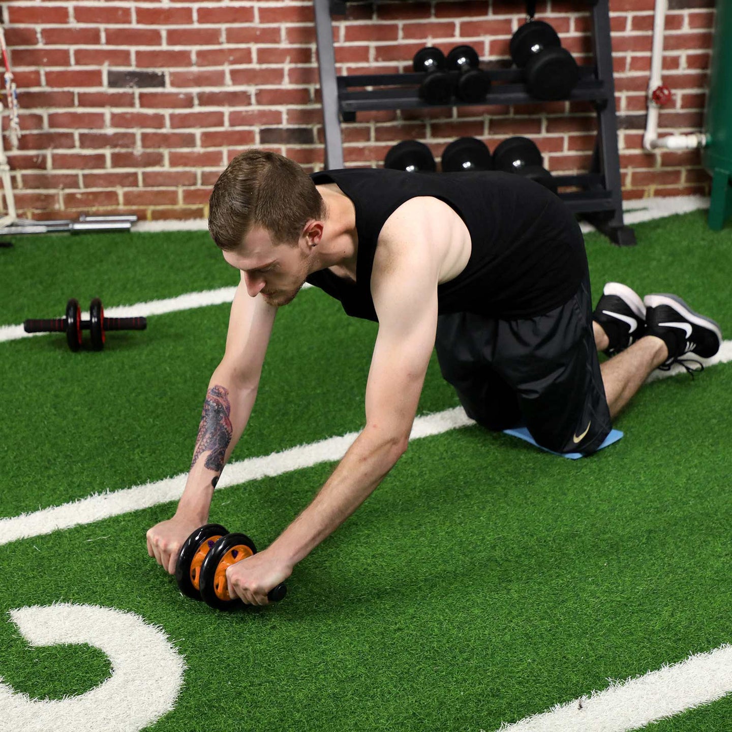 Abdominal Roller - Foam - Red - Comfortable Non-Slip Handles with Extra Thick Knee Pad Mat