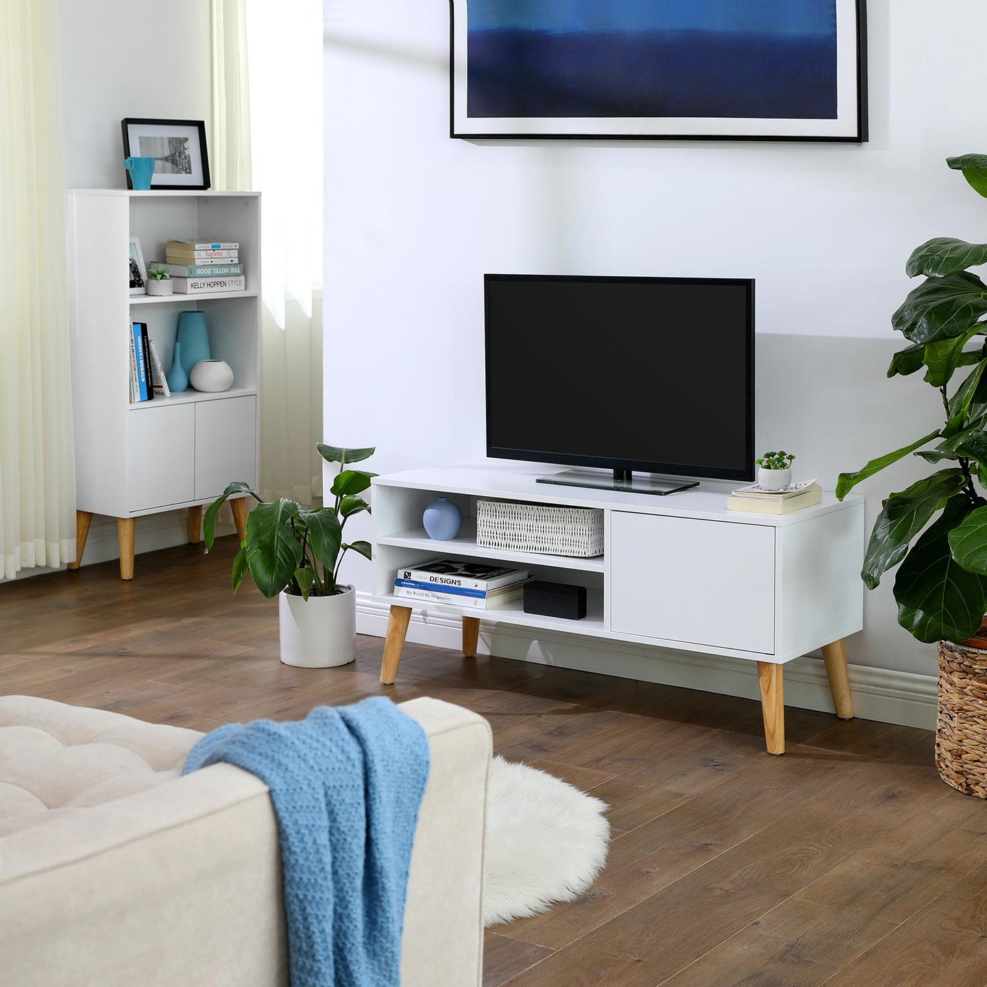 Scandinavian TV Stand - Wood - White - Retro Design for Flat Screen TVs and Gaming Consoles