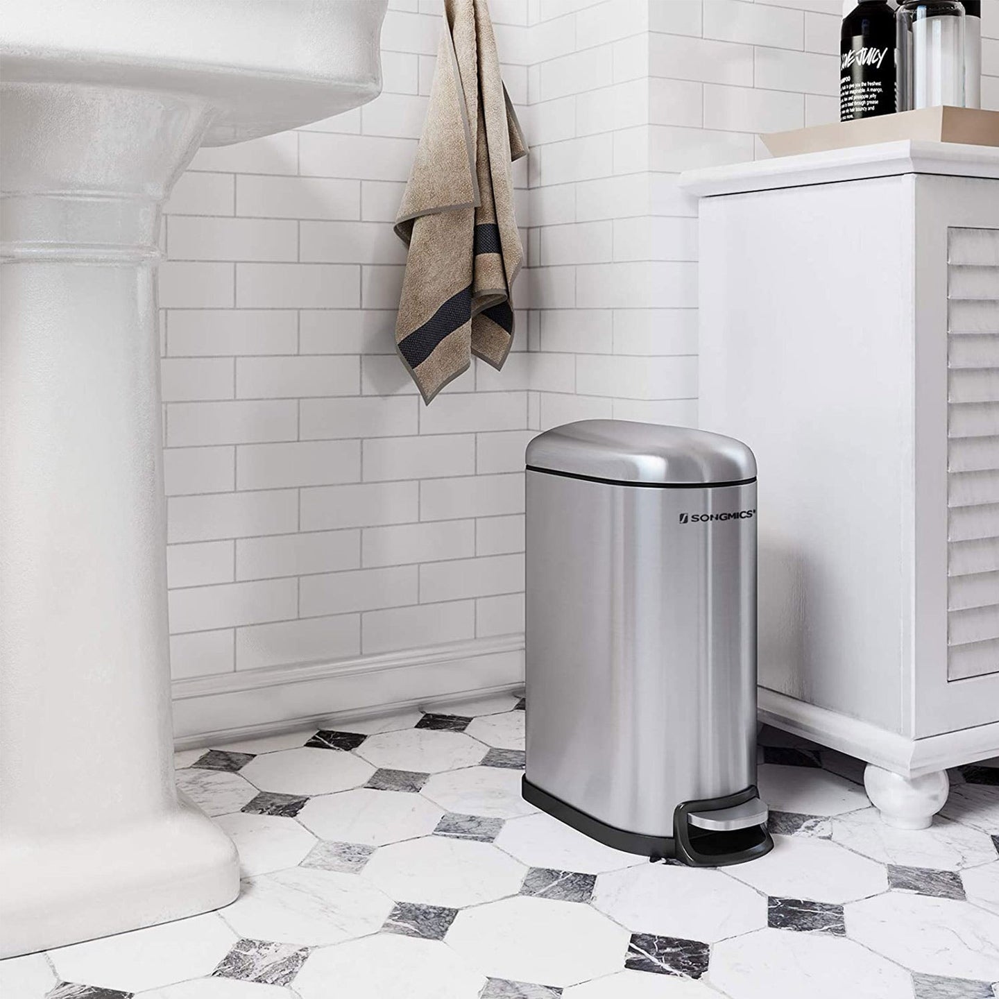 Slim Pedal Trash Can - Steel - Silver - 10L Capacity with Removable Inner Bucket and Slow Close Feature