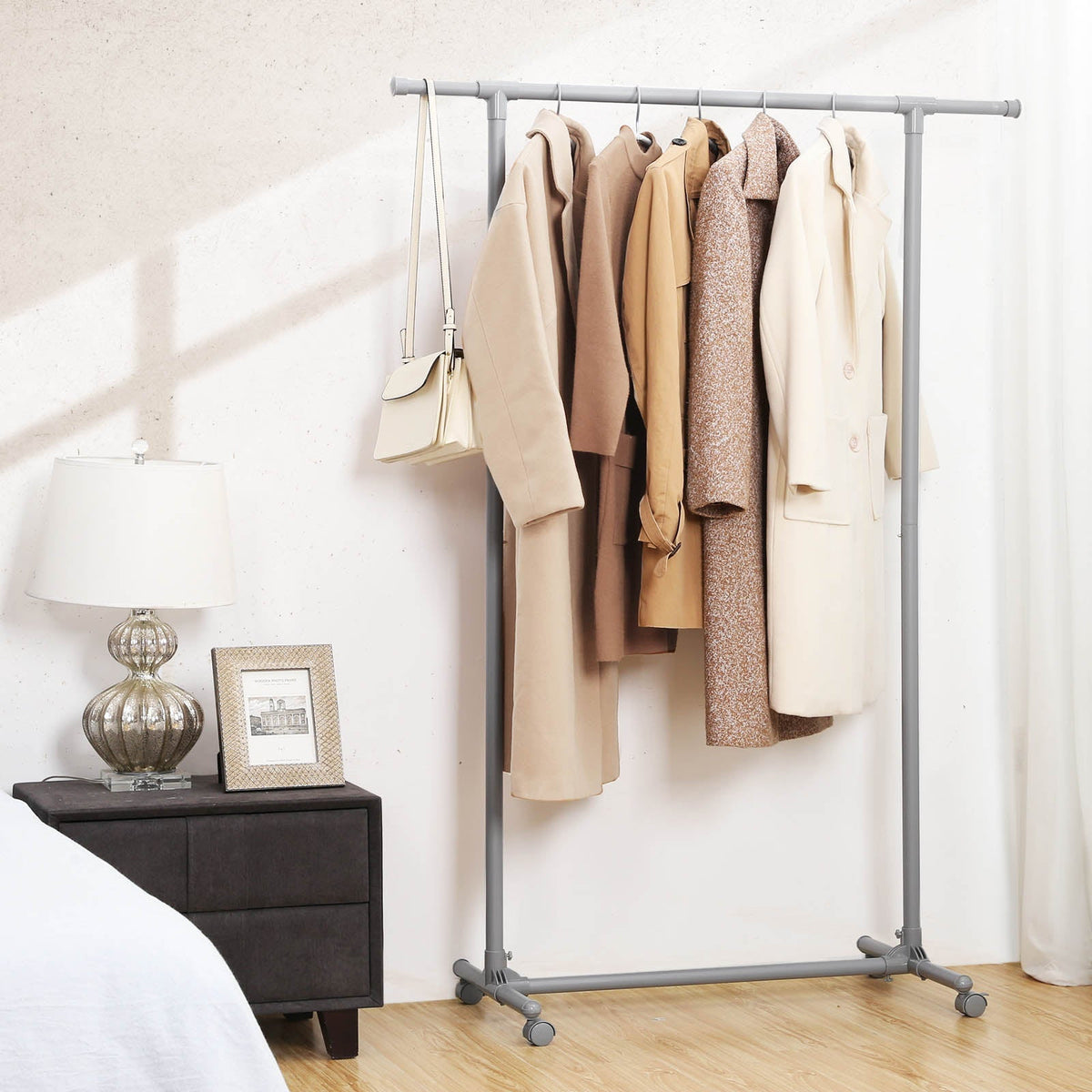 Extendable Garment Rack - Metal - Matte Black and Blue