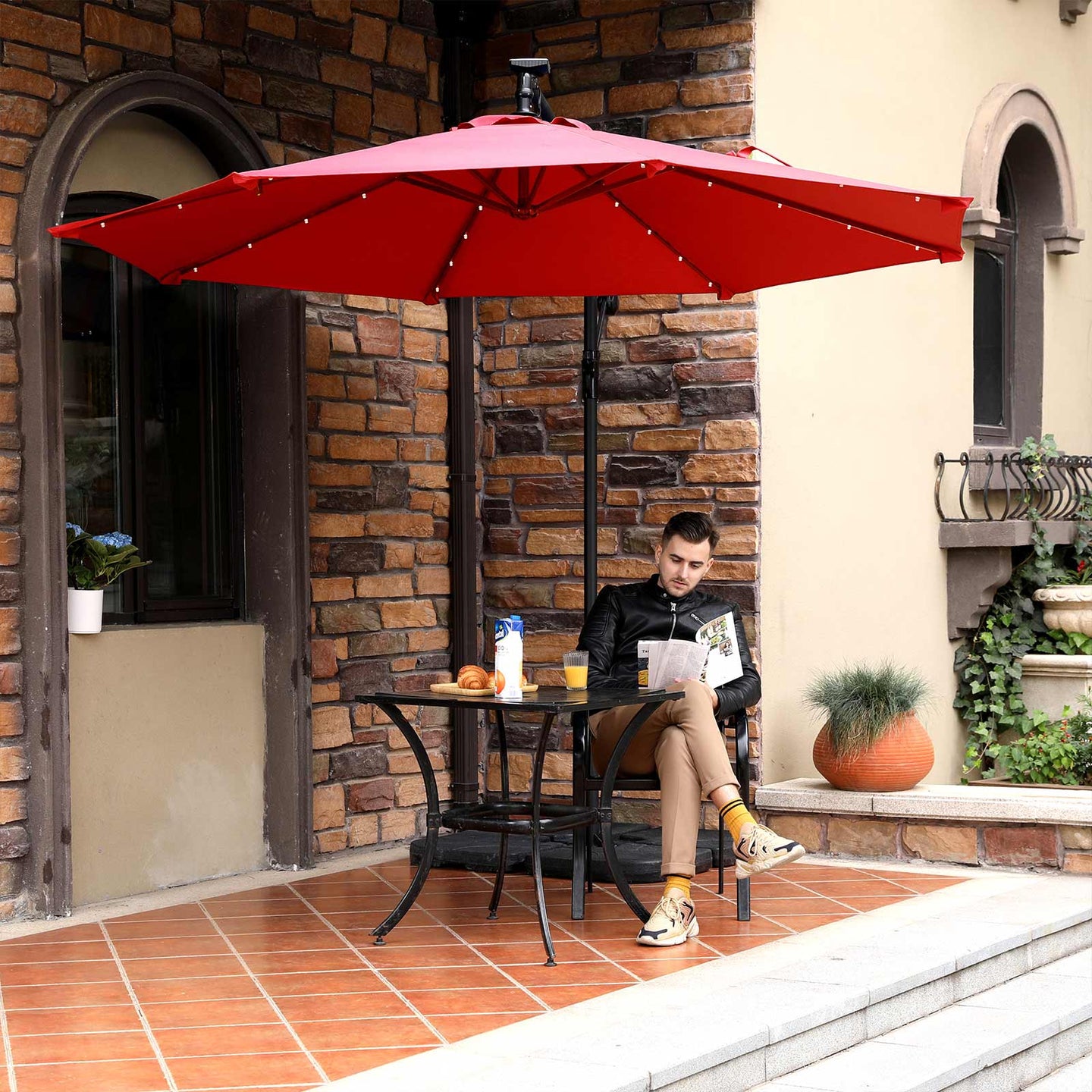 Cantilever Garden Patio Parasol - Fabric - Red - Solar-Powered LED Lights
