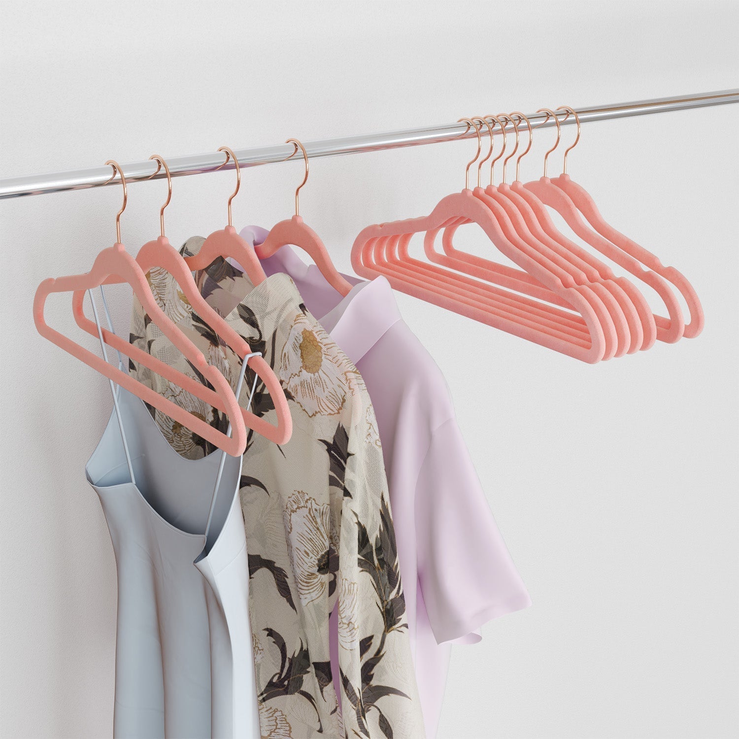 Velvet Hangers - 360° Swivel Hooks - Velvet - Pink - Non-Slip Design