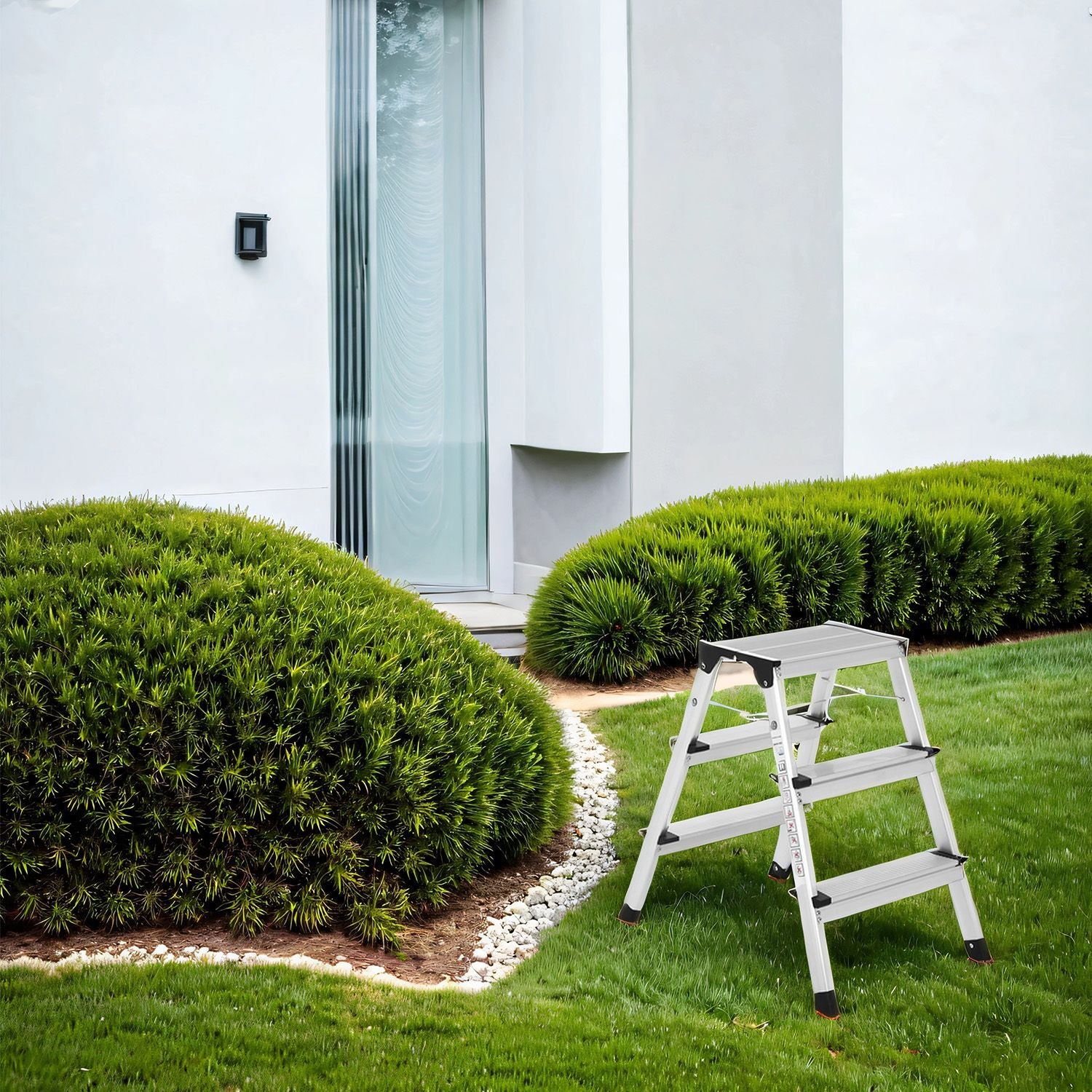Ladder, 3 Step Aluminium Ladder - Aluminium Alloy and Plastic - Silver + Black Plastic Parts