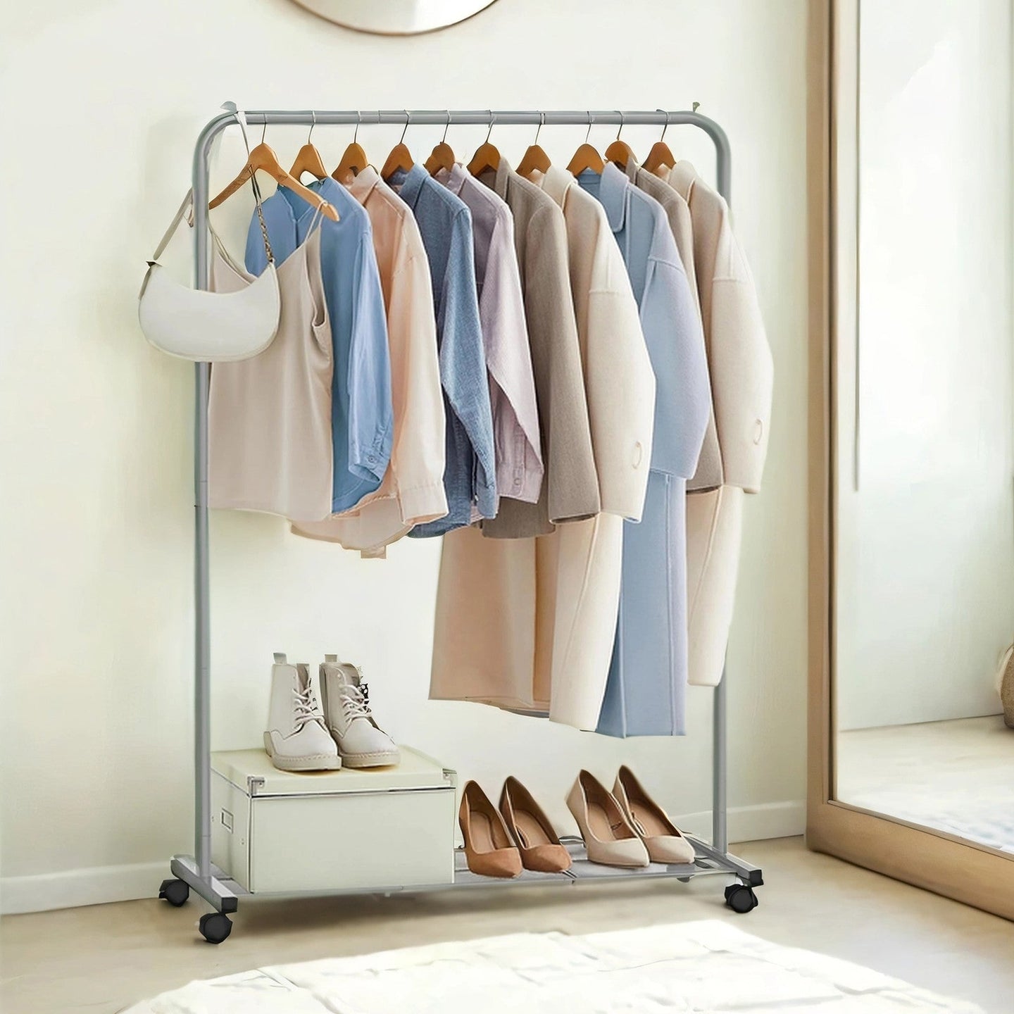 Mobile Clothing Rail - Metal - Black - Lockable Wheels and Storage Shelf