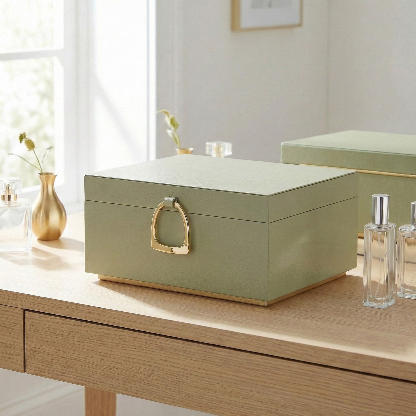 2-Layer Jewelry Box - MDF and Paper - Light Green - with Handle
