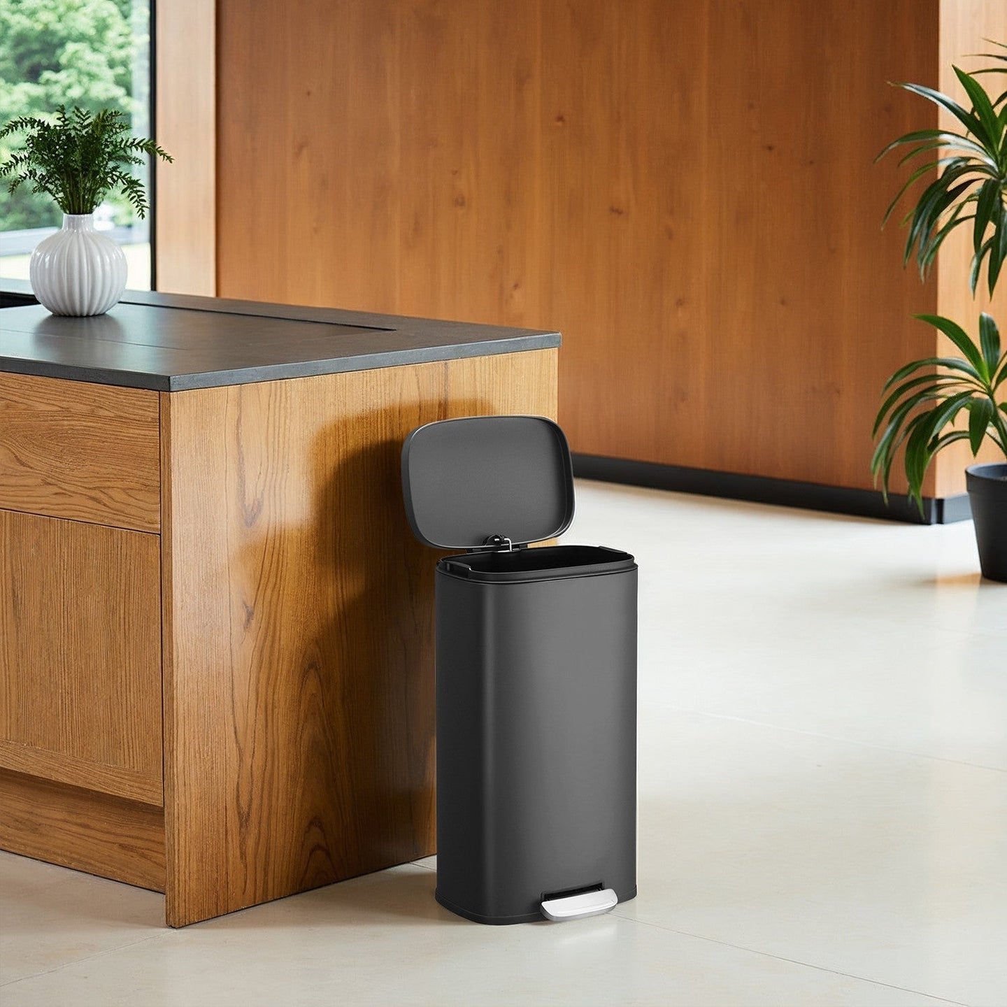 Pedal Rubbish Bin - Stainless Steel - Green - 30 Litre Capacity with Soft-Close Lid and Inner Bucket