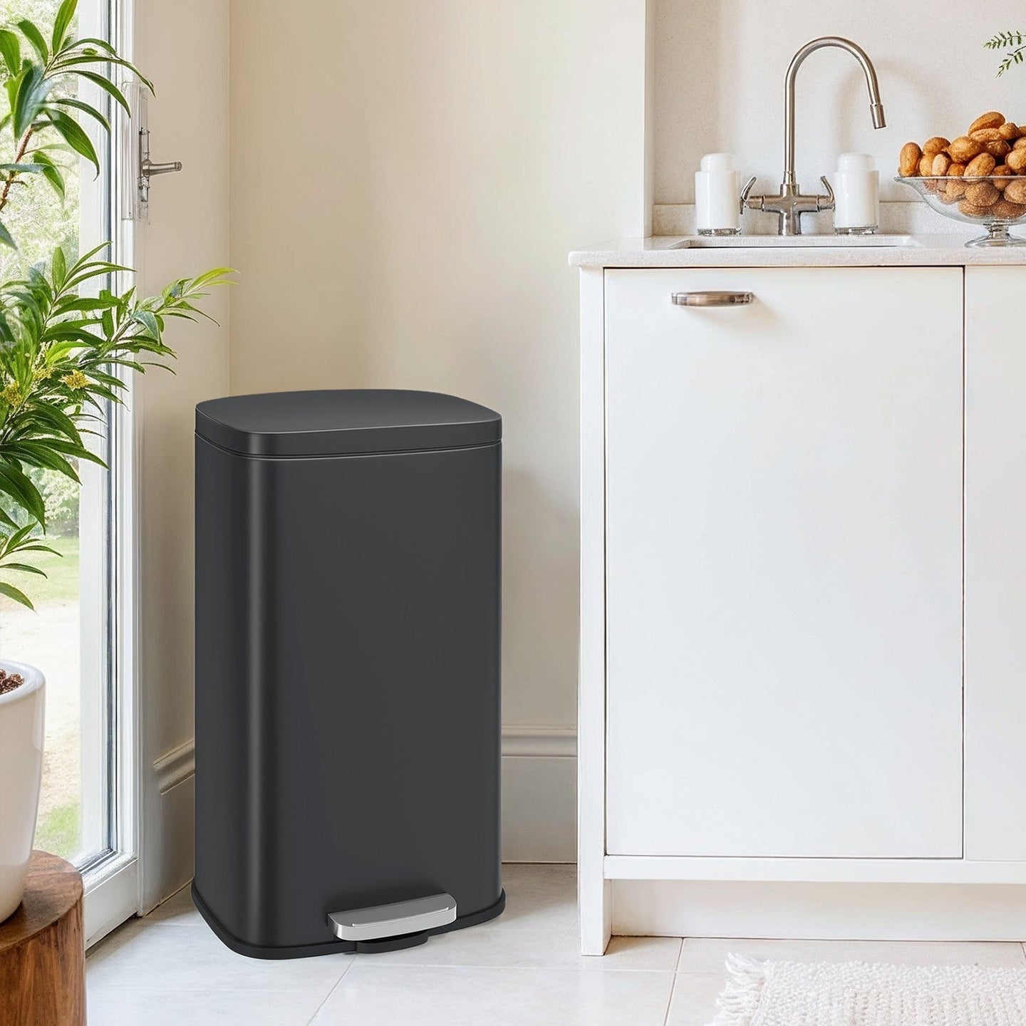 Pedal Rubbish Bin - Stainless Steel - Black - 30L Capacity