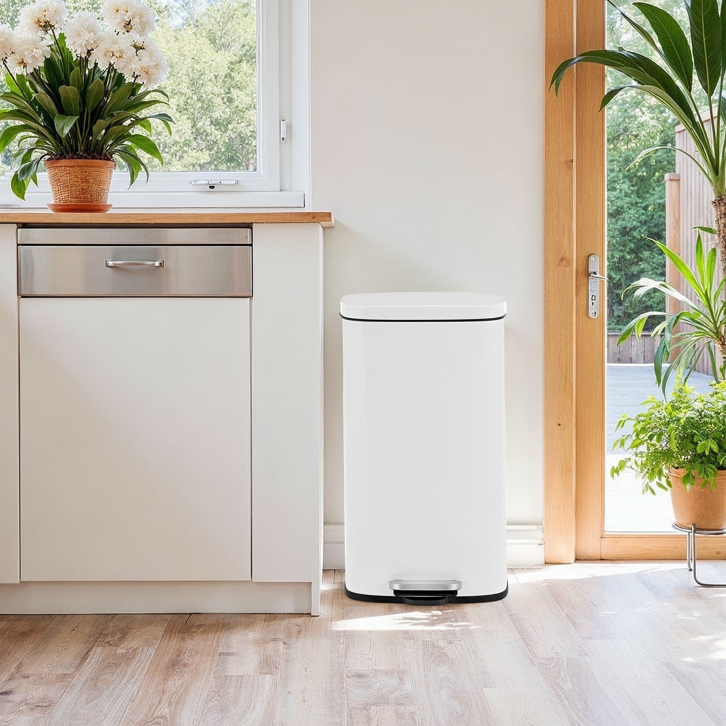 Pedal Rubbish Bin - Stainless Steel - White - Soft-Close Lid with Inner Bucket