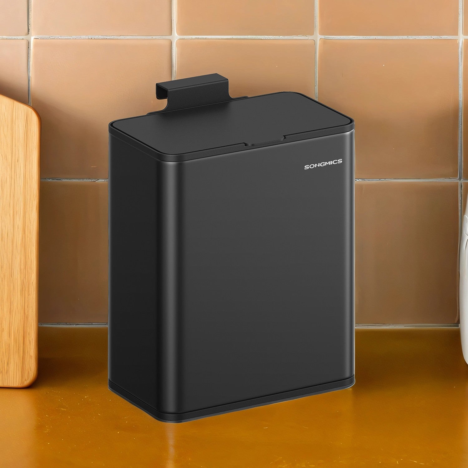 Hanging Kitchen Trash Can - 8L - Steel - Lid with Wall-Mount and Cabinet Door Hooks