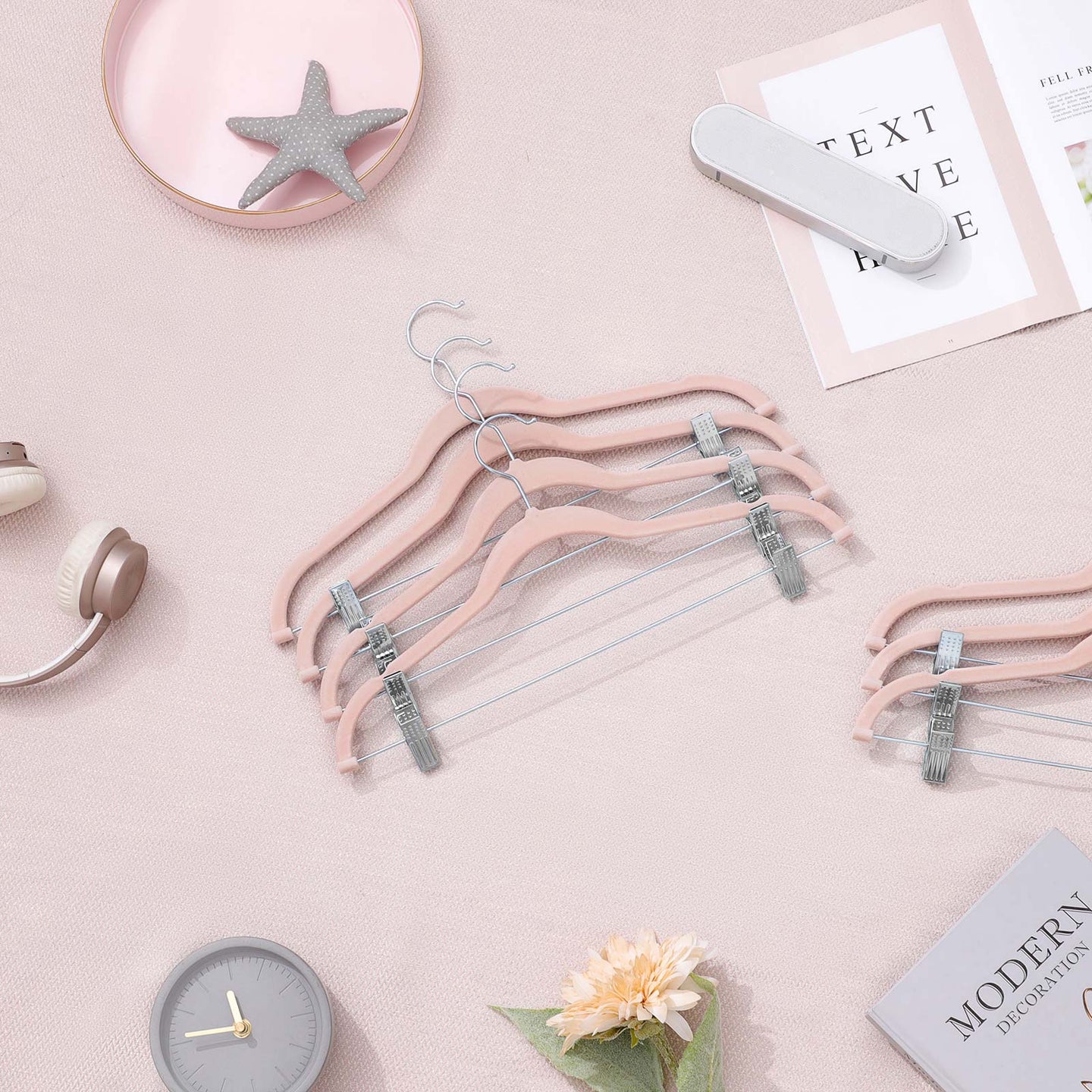 Velvet Trouser Hangers - Velvet - Grey - Non-Slip Space Saving with Clips and 360° Rotating Hook